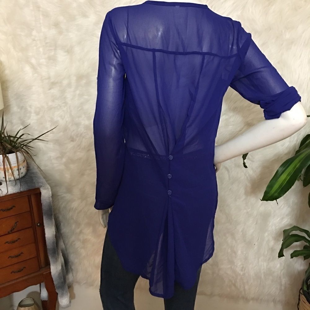 Gorgeous double layered Chiffon button back top N… - image 6